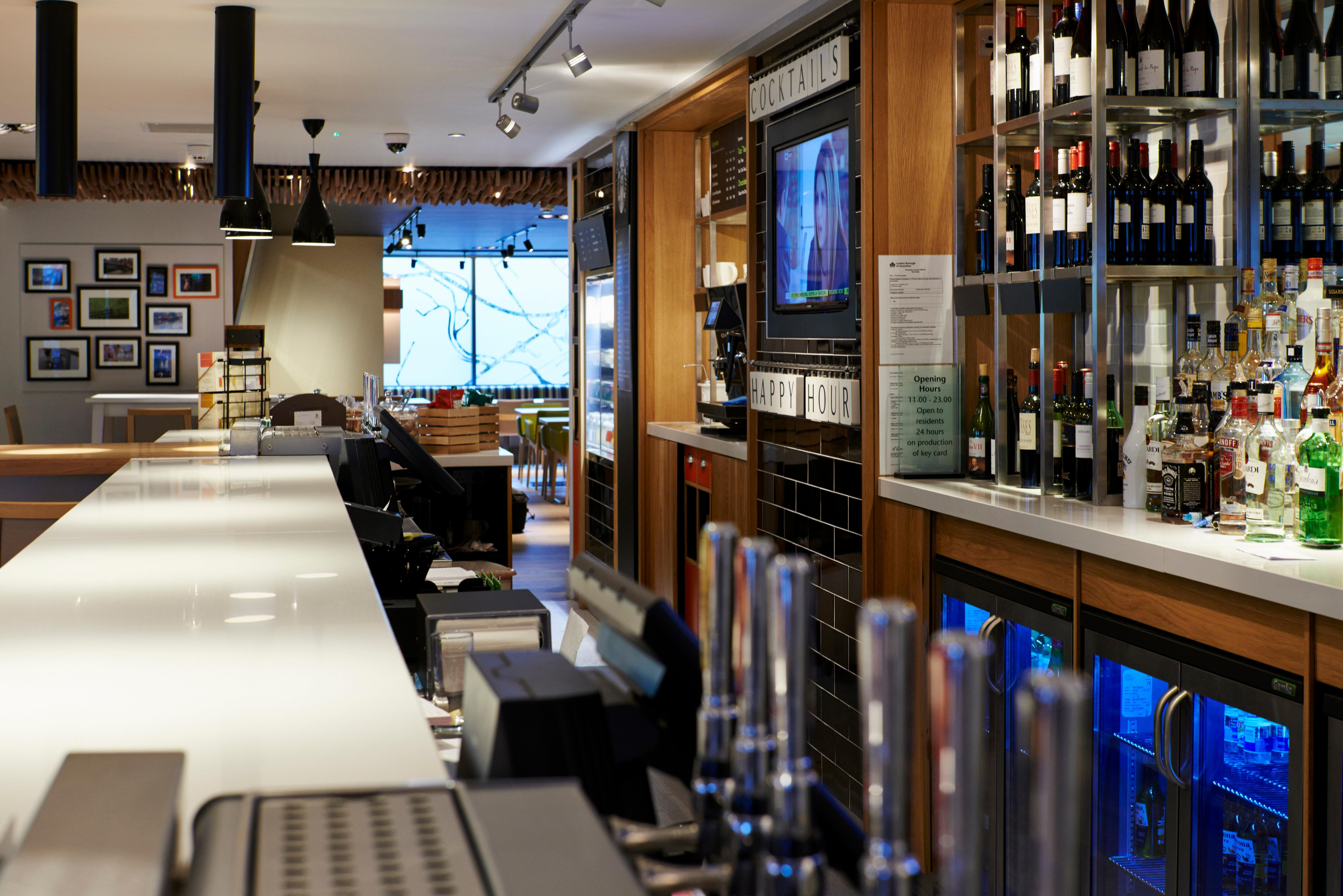 London Lock By Ihg Brentford