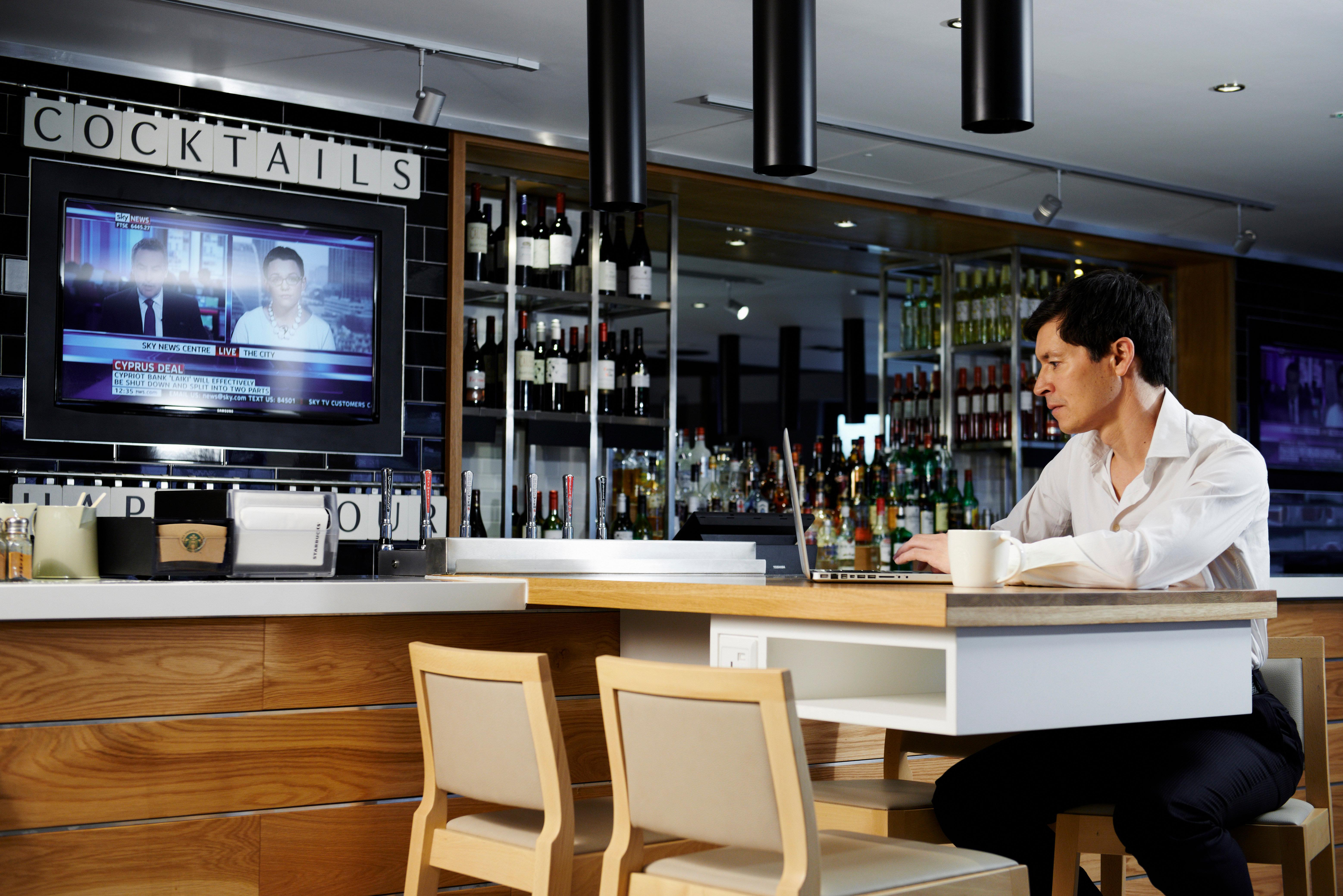 Hotel London Lock By Ihg 4*