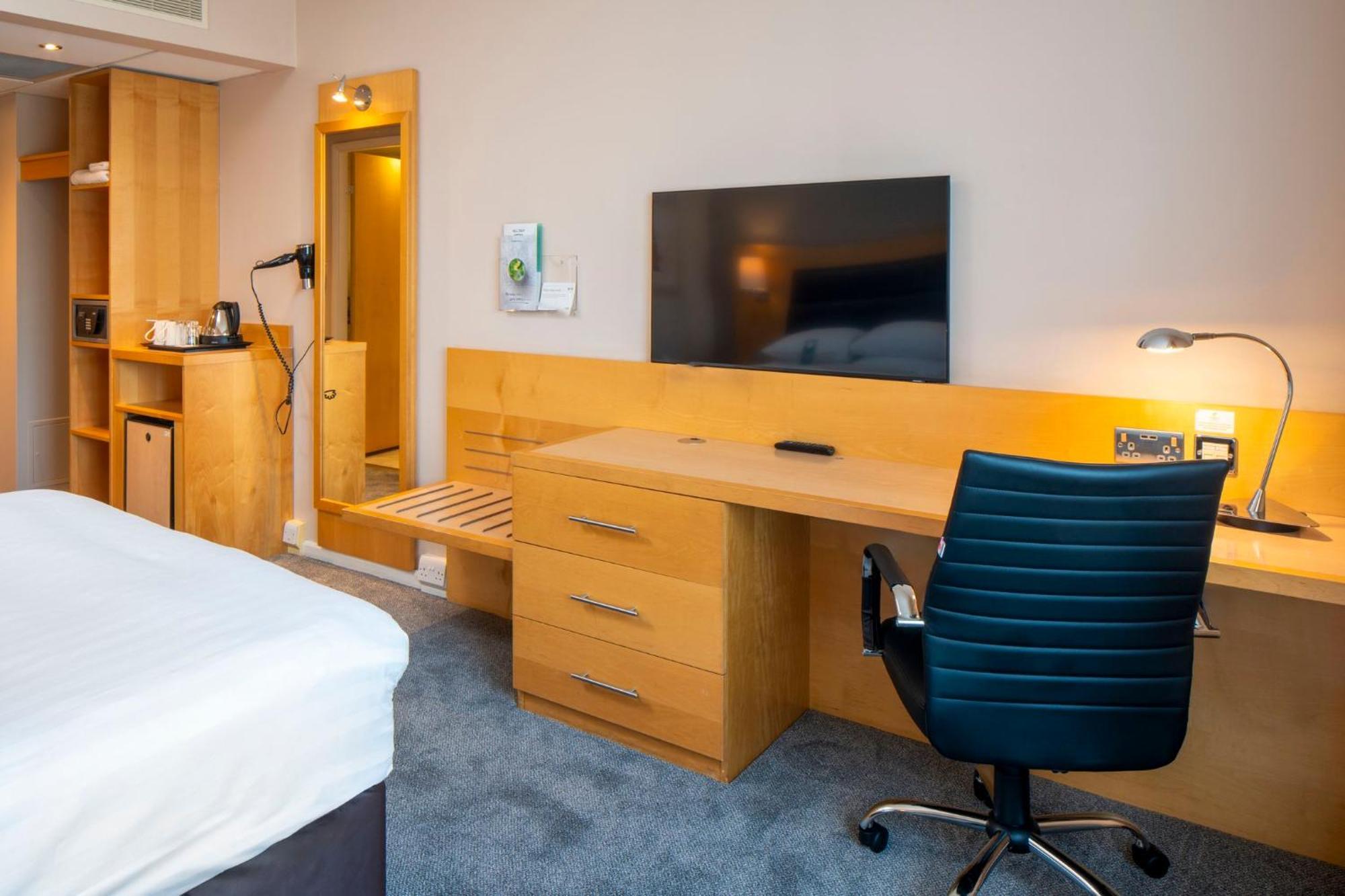 London Lock By Ihg Hotel Brentford